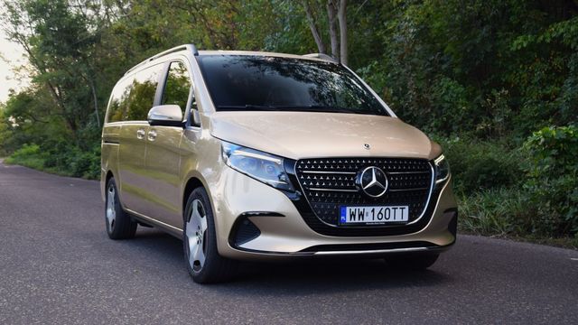 Mercedes-Benz V 300 d 4MATIC FL może zastąpić limuzynę