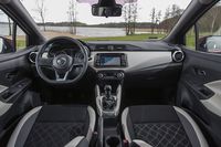 Nissan Micra 2017 - wnętrze
