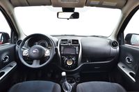 Nissan Micra 1.2 Tekna - wnętrze