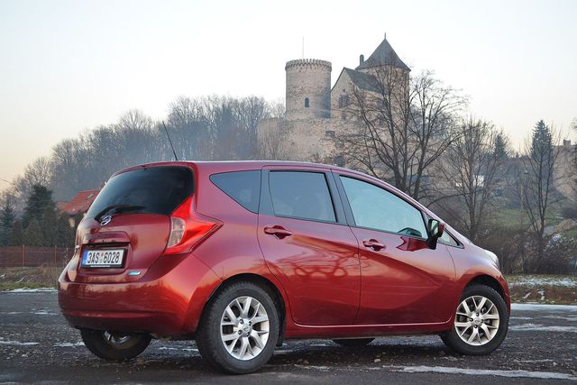 Nissan Note 1.2 Acenta: czy powtórzy sukces poprzednika? 