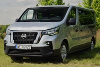 Nissan Primastar Combi L2 niczego nie udaje