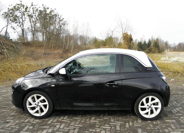 Opel Adam 1.4 Glam - bojowy słodziak