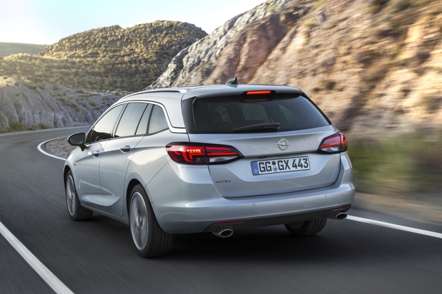 Opel Astra Sports Tourer: czas na premierę