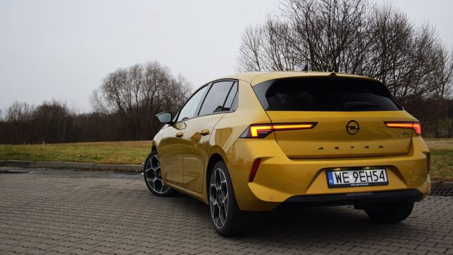 Opel Astra mHEV. Czy to dobry wybór?