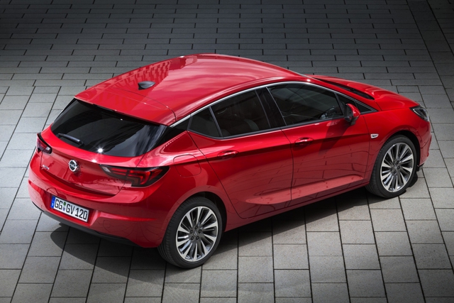 Nowy Opel Astra – lżejszy i przestronniejszy