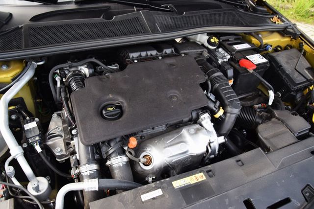 Opel Astra 1.5 Diesel - nowoczesny kompakt z konserwatywnym charakterem
