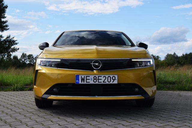 Opel Astra 1.5 Diesel - nowoczesny kompakt z konserwatywnym charakterem