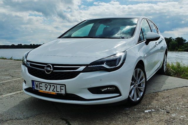Opel Astra 1.6 CDTI Elite - gdyby nie ta cena...