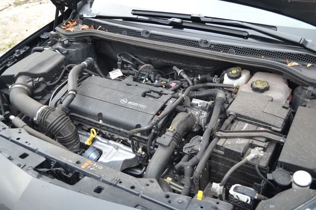 Opel Astra Sedan 1,6 Turbo Executive