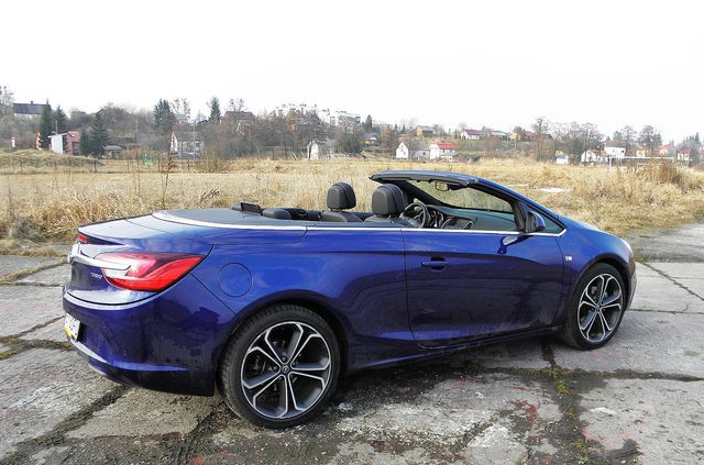 Opel Cascada 1.6 SIDI AT Cosmo ekonomiczny i pakowny