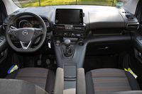 Opel Combo Life - deska rozdzielcza