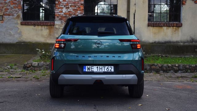 Nowy Opel Frontera Turbo Hybrid - hit w segmencie miejskich SUV-ów?