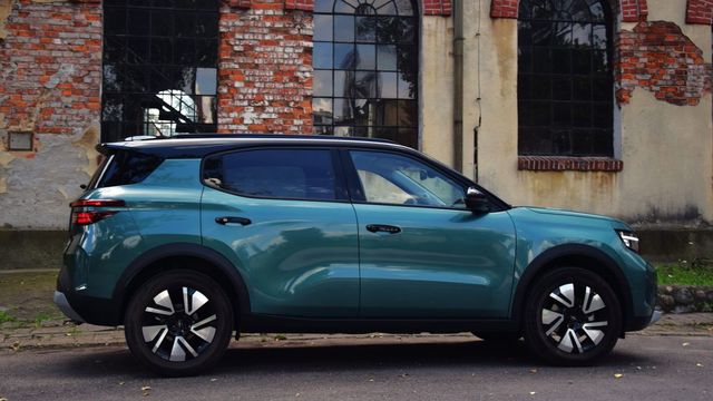 Nowy Opel Frontera Turbo Hybrid - hit w segmencie miejskich SUV-ów?