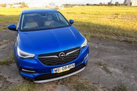 Opel Grandland X 1.6 CDTI 120 KM - przód
