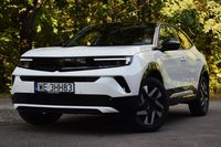 Test Opel Mokka Hybrid Turbo: czy lifting odmienił popularnego SUV-a?