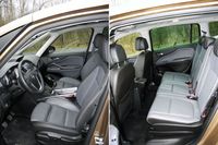 Opel Zafira Tourer 2.0 CDTI Biturbo Cosmo - przednie i tylne fotele