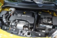 Opel ADAM ROCKS 1.0 Turbo - silnik