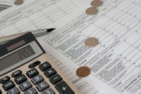 Jak ustalić koszty uzyskania przychodu w rocznym PIT?