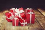 Świąteczne prezenty: koszty podatkowe czy odliczenie od dochodu?