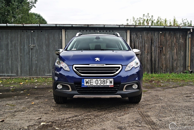 Peugeot 2008 1.2 VTi Allure bardzo "trendy"