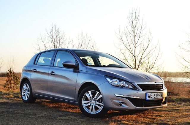 Peugeot 308 1.2 PureTech Active - nad wyraz żwawy