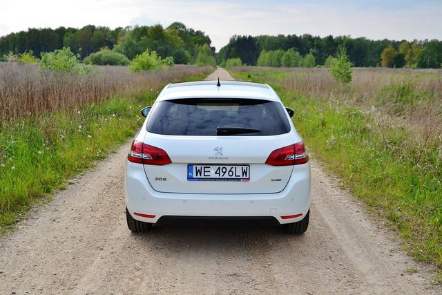 Peugeot 308 SW 1.6 BlueHDi Active - idealne kombi