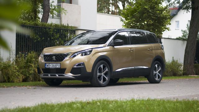 Peugeot 5008 Allure 1.6 THP - indywidualista na przekór….