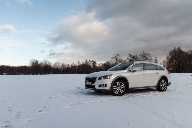 Peugeot 508 RXH - stary, ale jary