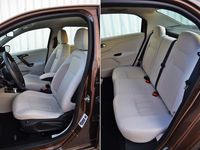 Peugeot 301 1,6 HDI Allure - przednie i tylne fotele