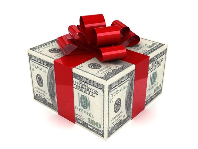Pierwsza Komunia: liczą się pieniądze i prezenty