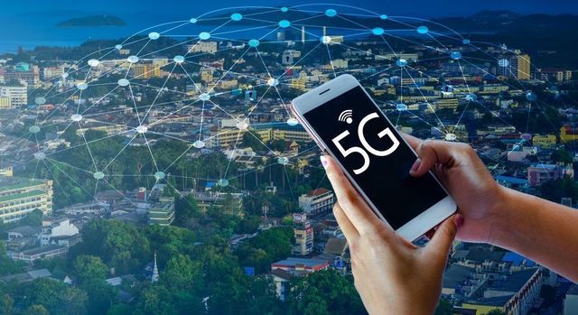 5G będzie dostępne w każdym abonamencie w Plusie