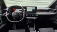 Renault 4 E-Tech - deska rozdzielcza