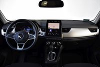 Renault Arkana E-Tech Intens - deska rozdzielcza