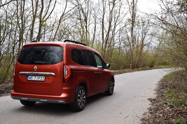 Renault Kangoo 1.5 Blue dCi EDC. Pragmatyzm jest zawsze w cenie