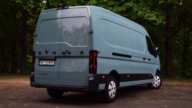Renault Master 2.0 dCi dobry nawet na wakacyjną podróż