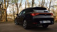 SEAT Leon Sportstourer e-Hybrid - z tyłu