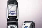 Samsung E760 - telefon jak samochód