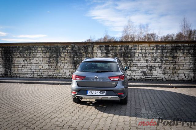 Seat Leon ST X-perience 2.0 TDI - niedoświadczone kombi