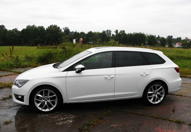 Seat Leon ST 2.0 TDI CR FR - między sportem a komfortem