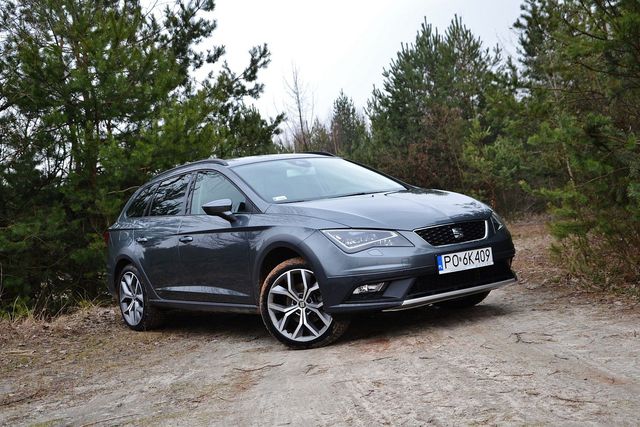 Wszechstronny SEAT Leon X-PERIENCE 2.0 TDI 4Drive