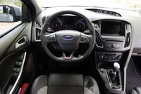 Ford Focus ST 2.0 TDCi - wnętrze