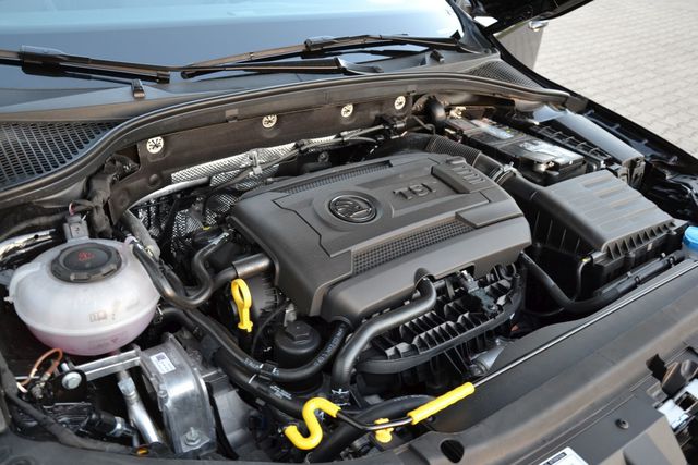 Skoda Octavia RS 245 - rozsądnie nierozsądna
