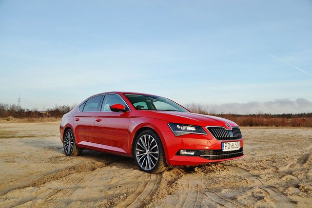 Skoda Superb 2.0 TDI DSG 4x4 Laurin & Klement