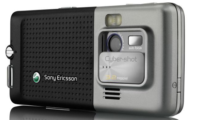 Telefony Sony Ericsson C702 i C902