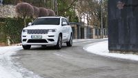 Jeep Grand Cherokee 3.0 CRD - z przodu