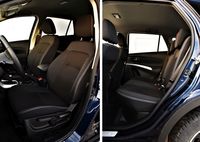 Suzuki SX4 S-Cross Hybrid 4WD Elegance - fotele