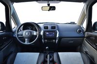 Suzuki SX4 1,6 4WD Explore - wnętrze