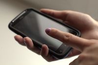 System iOS: aktualizacja 7.0.4 niweluje zagrożenia