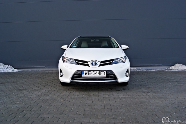 Ekologiczna Toyota Auris Hybrid Touring Sports