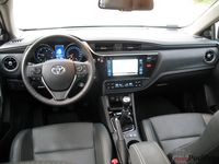 Toyota Auris Touring Sports 1.6 D-4D - wnętrze